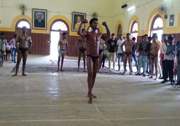 independence day special games start in senior railway institute