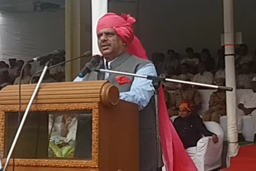 जोधपुर में हर्षोल्लास से मनाया जा रहा स्वत्रंता दिवस, वन मंत्री ने ध्वजारोहण कर की सुकाल की कामना