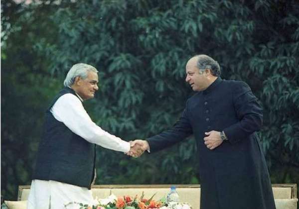 atal bihari vajpayee rare photos 