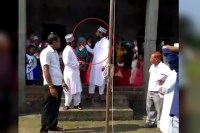 Madarasa Students Prevent to Sing National Anthem