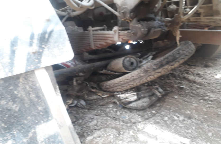 Road accident in bhilwara