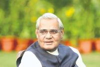 boy draw send art of atal bihari vajpayee for giving tribute