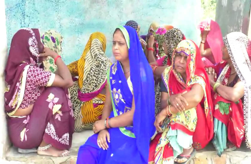 विषाक्त भोजन खाने से विवाहिता की मौत, दहेजहत्या का आरोप