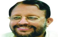 Minister Suresh Khanna