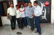 Arrested Two people, including Patwari, taking bribe of ten thousand