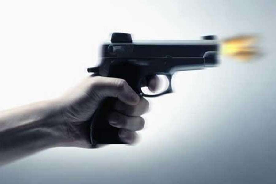 Young man shot in azamgarh