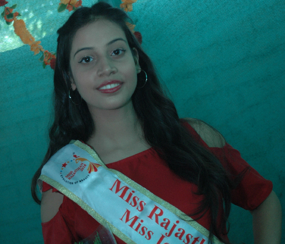 Shruti of Bundi wins Miss Rajasthan title