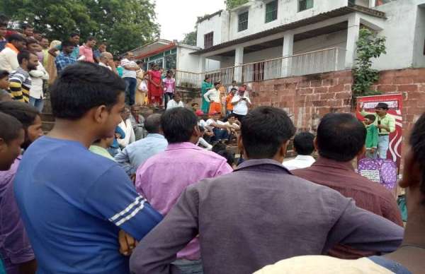 सावन में 10 हजार शिवभक्तों की शपथ, दिलायेंगे बेटी को जीने का अधिकार