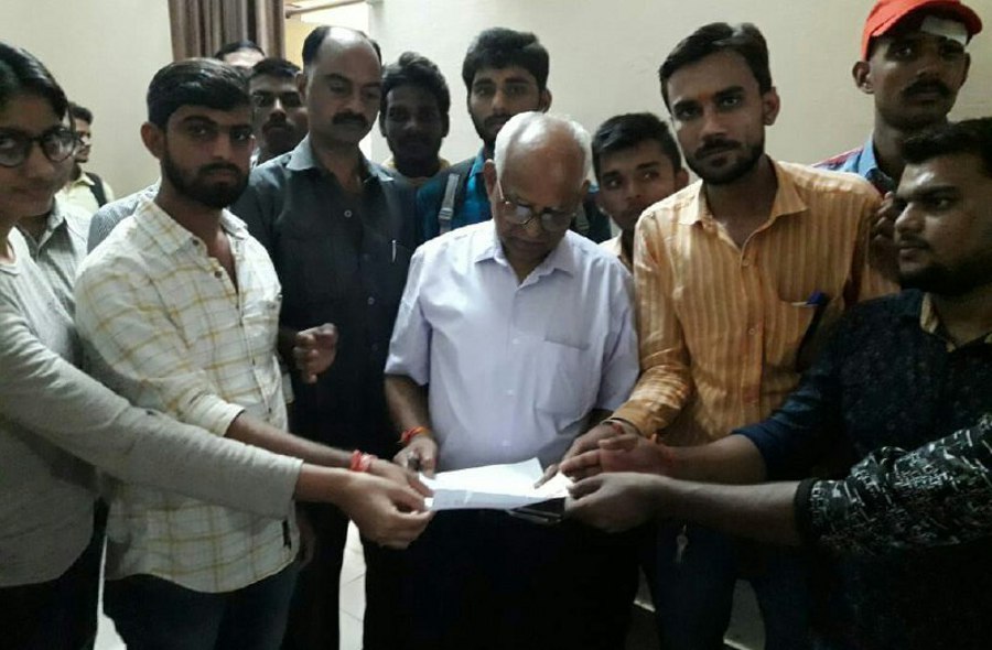 Students' demand for admission in REWA APSU, Protect at University