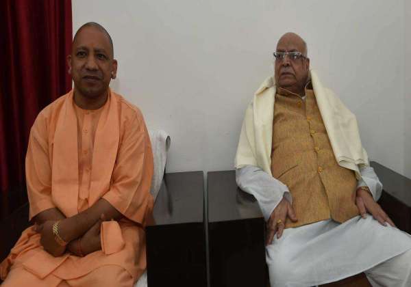 Yogi visits Lalji Tandon