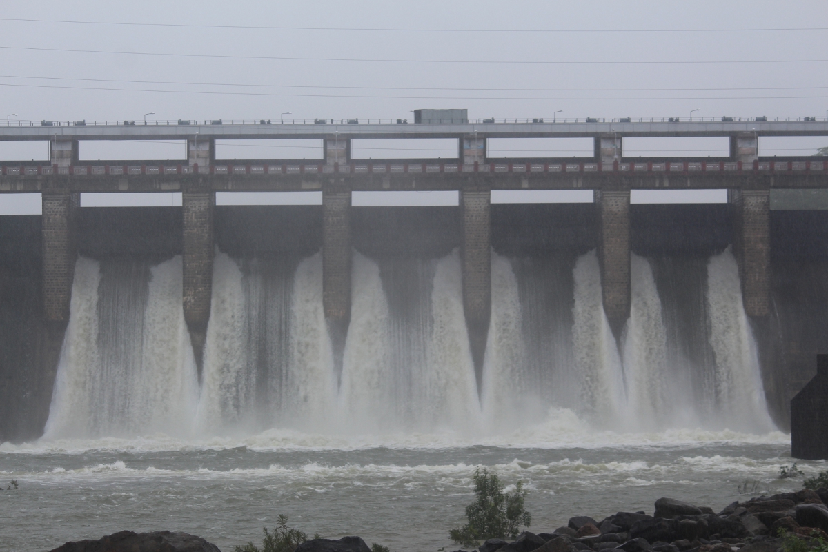 heavy rain in betul and harda