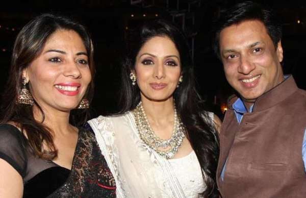 madhur bhandarkar family photos