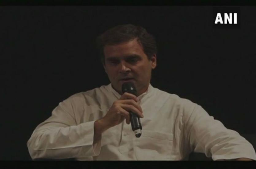 जर्मनी में राहुल गांधी ने पीएम मोदी पर साधा निशाना