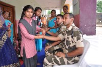 rakhi with jawans