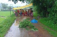 Video- तीन दिन में हाथी का तीसरा हमला, दो लोग व तीन मवेशी की मौत से दशहत में ग्रामीण