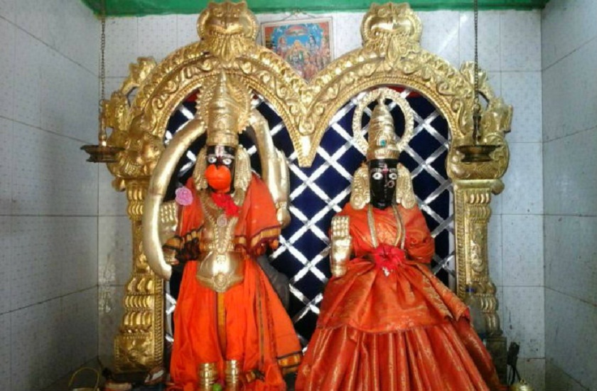 temple of lord hanuman with his wife suvarchala in hyderabad