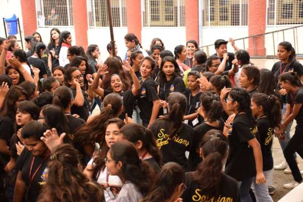 beautiful pics of sophians day celebration in sophia collage