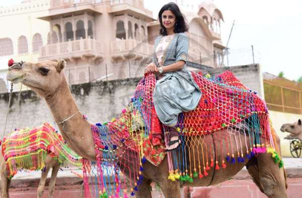 Actress divya jagdale