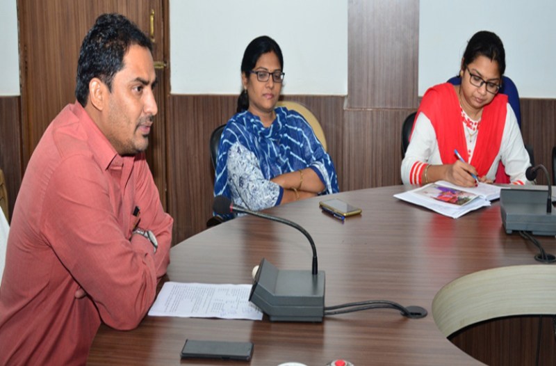 नामांकन के पहले भी संभावित प्रत्याशियों के कार्यक्रमों पर रहेगी नजर