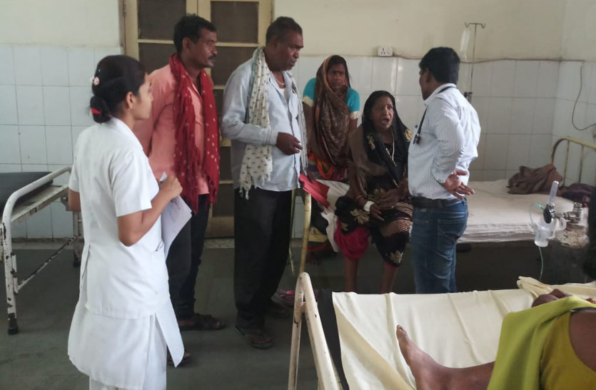डेंगू के डंक से घबराया स्वास्थ्य अमला, काबू पाने गांव-गांव लगा रहा कैंप