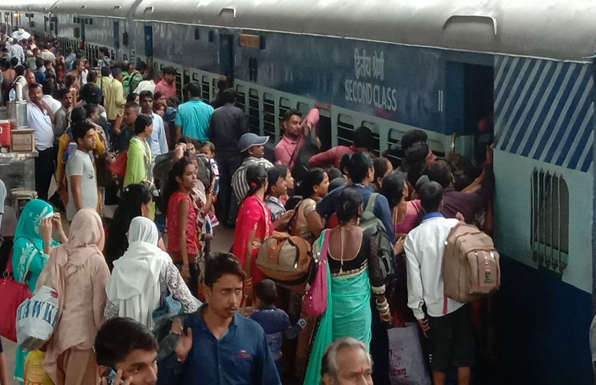 chhath puja puja special train 2018 in madhya pradesh