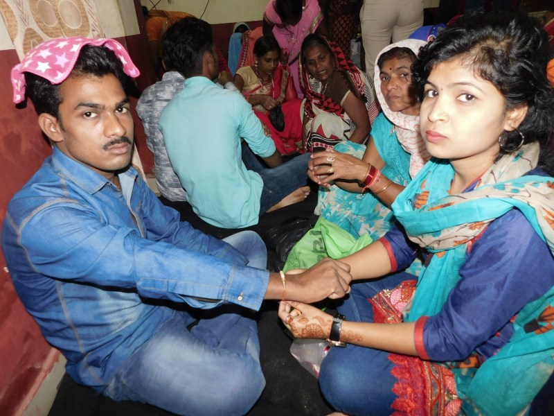 The love of elder brother and sister in the district jail