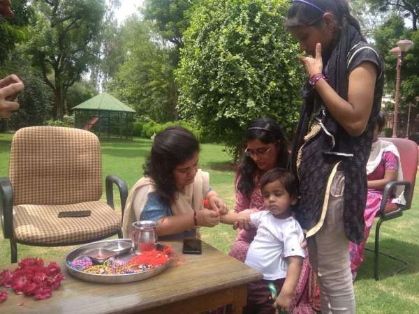 ajmer collector arti dogra celebrate rakshabandhan with kids