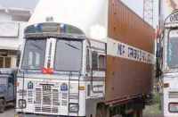 Looted the container filled with cars in bhilwara