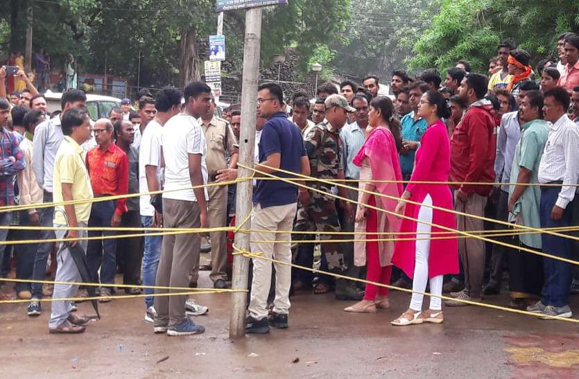 Video Gallery : महानदी का जलस्तर पार किया खतरे का निशान, प्रशासन ने किया अलर्ट