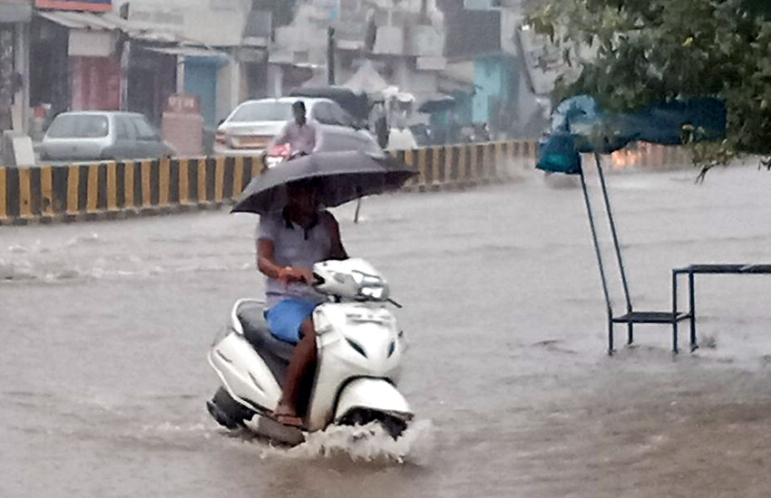 HEAVY RAIN ALERT in Bhopal, Heavy rain and Flood in MP