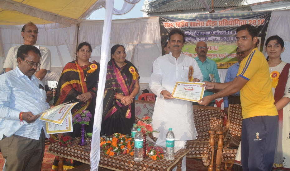 State-level school sports competition begins in Rewa