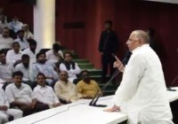 Mulayam in SP office