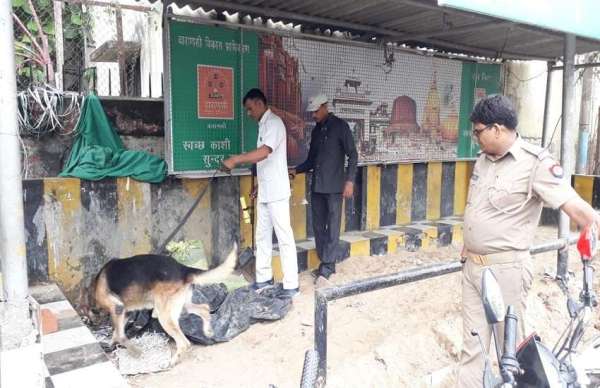 संवेदनशील स्थानों में चला चेकिंग अभियान