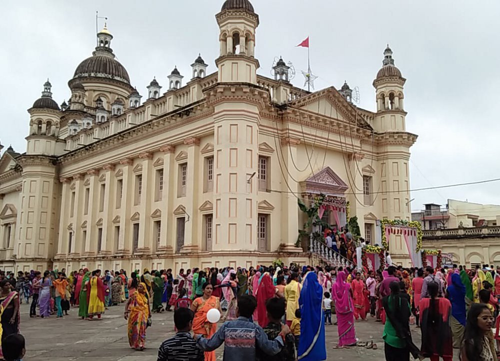 Devotees flock for darshan in panna baldev temple