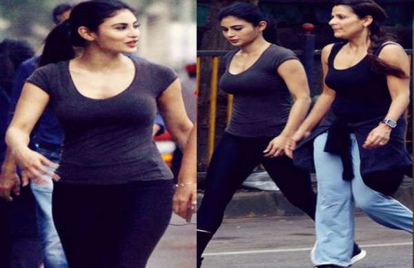 Mouni Roy spotted at mumbai bandra