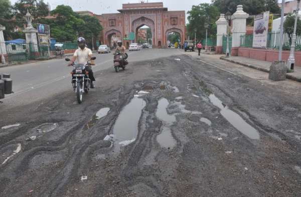 roads-began-to-break