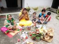 Mothers kept the fast for every long time, kept a stream of rice and c