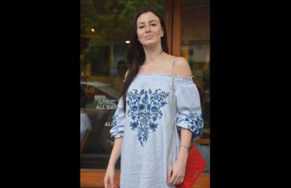 Arbaaz With Girlfriend