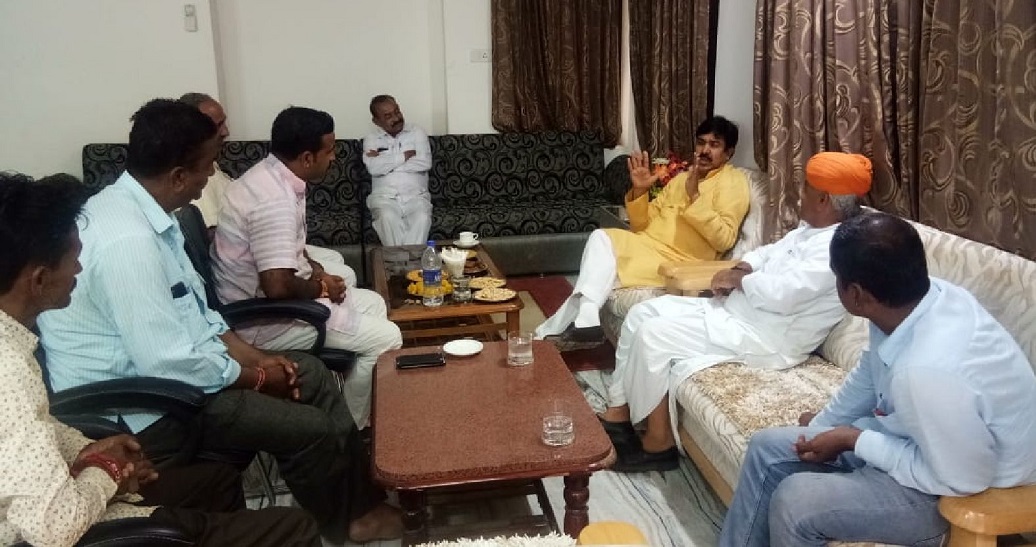 Rejuvenation of 5 km road to Jaisalmer Airport