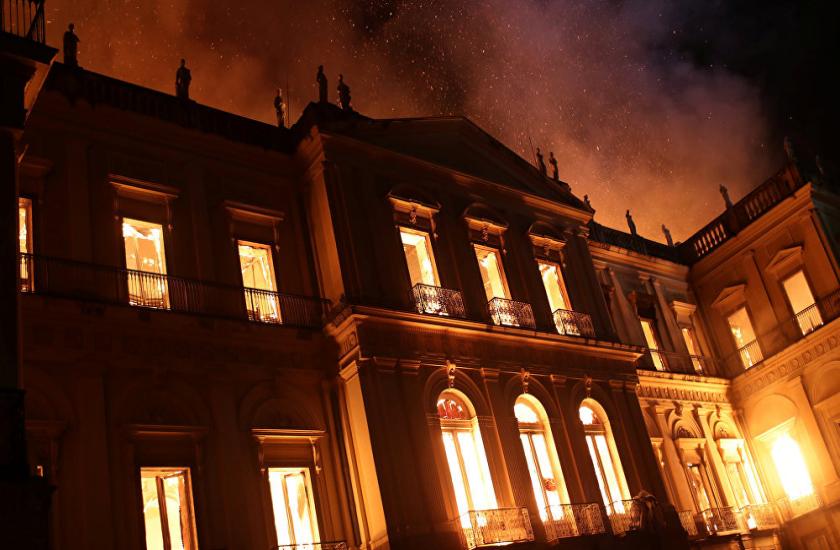 fire in 200 year older national museum in brazil president tweets