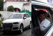 Shivpal yadav removed samajwadi party flag