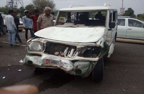 sikar accident 