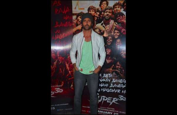 hrithik roshan movie super 30 wrap up party photos