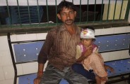 डिलीवरी रूम और दवा स्टोर में ताला लगाकर आराम फरमाने घर चली जाती हैं यहां तैनात नर्स
