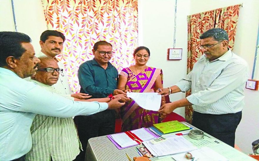 alirajpur clerks agiation news