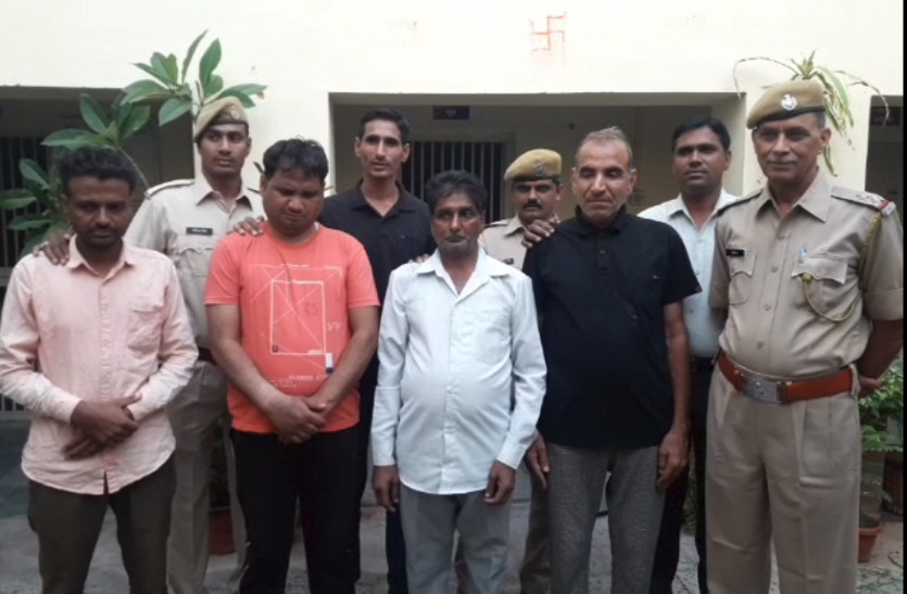 Drug 4 youth arrested by police