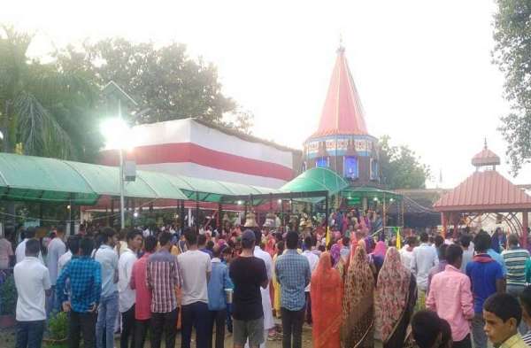 महिला-पुरुष दर्शनार्थियों की लगेगी अलग अलग लाइन