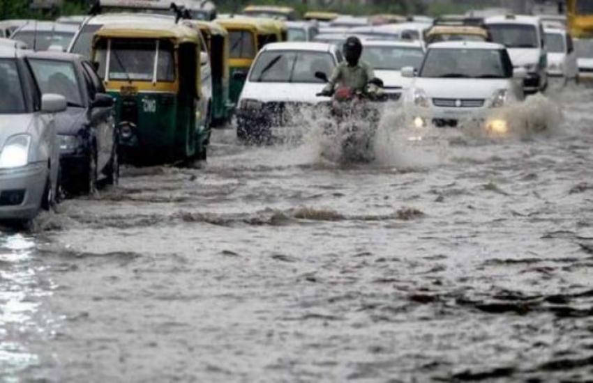 दिल्ली-एनसीआर में झमाझम बारिश, अगले तीन दिनों तक इन राज्यों में बरपा सकती है कहर, अलर्ट जारी