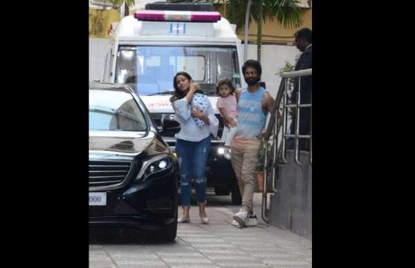 shahid kapoor son zain kapoor first photo with family