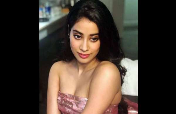 janhvi kapoor